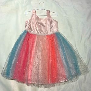 Little girls dress, size 6. Light pink top with colorful flowy bottom